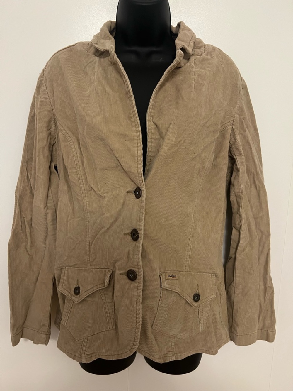 Levi Strauss- Corduroy Button Front Jacket in Tan- Cotton